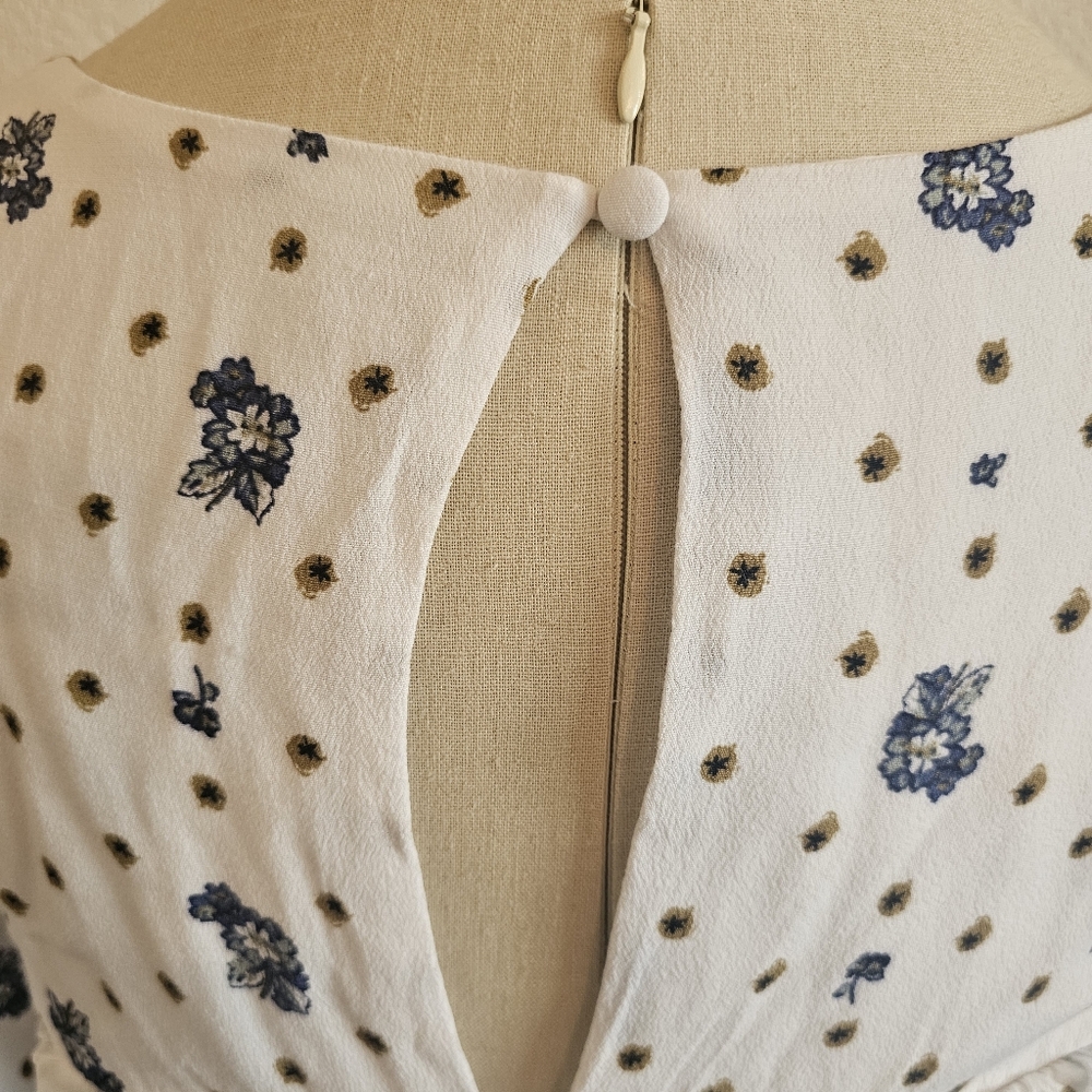 FREE PEOPLE Two Faces Long Sleeve Ruched Short BoHo Floral Dress White/blue. XS - Picture 10 of 16